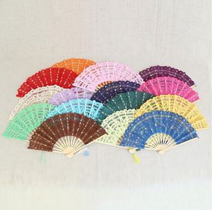 Abanico de Encaje de Ganchillo Delicado con Asa de Color Personalizado, Plegable y Compacto para Eventos Corporativos, Celebraciones Festivas y Decoración de Bodas - Product Image 4