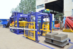 QT4-<strong>15</strong> Automatic Brick <strong>Making</strong> <strong>Machine</strong> in Design Hollow Soild Paver Concrete <strong>Block</strong> <strong>Machine</strong> Full Set in Panama - Product Image 2