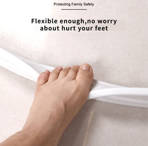 Barrière <span class=keywords><strong>de</strong></span> seuil <span class=keywords><strong>de</strong></span> <span class=keywords><strong>douche</strong></span> moderne en silicone pliable avec système <span class=keywords><strong>de</strong></span> rétention pour empêcher l'<span class=keywords><strong>eau</strong></span> <span class=keywords><strong>de</strong></span> sortir du seuil - Product Image 4