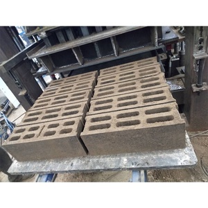 Shiyue QT10-15 xây dựng khối làm máy bê tông rỗng lát sân cỏ <span class=keywords><strong>kerb</strong></span> gạch khối đúc máy móc cho xây dựng cho bán - Product Image 5