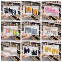 En gros 10pcs Amande Stiletto Ongles Pressés Ensemble À La Main Extra Long Jaune Diamant Fleur 3D Conception En Forme De Coeur Finition De Doigt