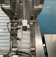 Machine d'emballage automatique pour tubes de comprimés effervescents, machine de comptage et d'emballage de tubes de comprimés de vitamine C