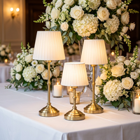 Lampe sans fil vintage en métal avec abat-jour en tissu plissé, alimentée par batterie, pour table de réception de mariage