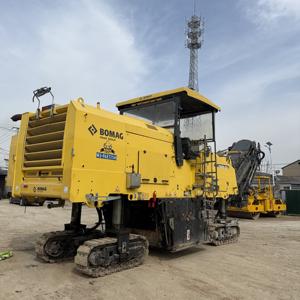 Fraiseuse d'occasion Bomag BM2000/60-2 avec moteur Deutz, décapeuse robuste - Product Image 2