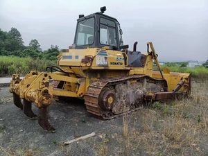 En Venta: Bulldozer Komatsu D85ESS de Alta Capacidad de Carga, Bomba de Motor, Capacidad de 4.5m³, Máquina de Movimiento de Tierras para Construcción - Product Image 2