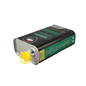 Boîtes en fer vides 1L pour huile moteur en métal imprimé peinture à <span class=keywords><strong>essence</strong></span> pour moteur de voiture boîtes en fer <span class=keywords><strong>avec</strong></span> couvercle à <span class=keywords><strong>bec</strong></span> en plastique - Product Image 2