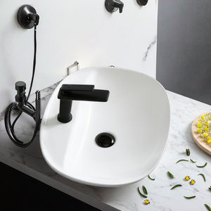 Lavabo de salle de bain rectangulaire moderne en céramique blanche de petite taille à poser sur comptoir avec fonction de nettoyage facile pour usage hôtelier - Product Image 3
