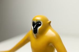 “猿猴沐浴在第一道阳光中”青铜雕塑 - Product Image 5