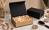 Boîte à perruque magnétique haut de gamme, écologique, recyclée, imperméable, avec logo personnalisé, doublure en éponge, satin gaufré, feuille métallisée, en carton pliable