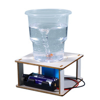 Remolino de agua de vórtice eléctrico, un interesante experimento de Ciencia Educativa STEAM adecuado para estudiantes de escuela primaria