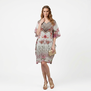 Robe longue africaine Dashiki pour femme, légère, respirante, coupe décontractée, tunique, poncho, kimono, finition soyeuse, style bohème, pour les vacances à la plage - Product Image 1