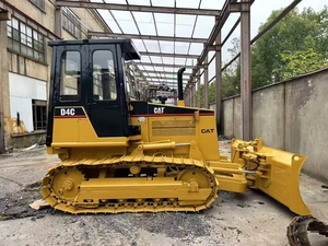 Compact Agile <b>Cat</b> D4C Used Bulldozer for Pipeline Construction, Forest Land Clearing and Small Site Grading in Narrow Zones - Product Image 4