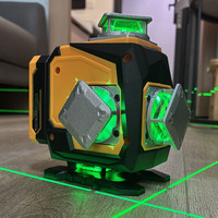 Niveau laser industriel portable 4D vert à faisceau 360° avec fonction d'auto-nivellement et batterie au lithium pour bricolage
