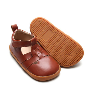 Zapatos de gelatina planos perforados de suela blanda para niños, soporte de arco antideslizante, sandalias ligeras para el tobillo, zapatillas para exteriores - Product Image 4