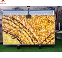 Grande dalle d'onyx naturel moderne, à motif de chevalet, translucide, imperméable, écologique et durable, en marbre pour panneau mural de fond et carrelage domestique