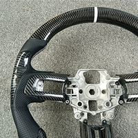 Volante de Fibra de Carbono y Cuero Perforado con Costuras Blancas de Gran Venta para Ford Mustang