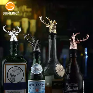 Verseur à liqueur en alliage de zinc en forme de tête de cerf, bec verseur pour bouteilles de liqueur, distributeur de liqueur Jagermeister - Product Image 1
