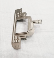 Service de fabrication sur mesure de supports en tôle d'acier inoxydable par estampage et pliage de précision OEM