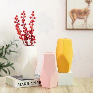 Hot Sale Nordic Style Creative Ceramic Vase With Hydroponic Function for Dining <b>Table</b> Living Room Dried Flower <b>Display</b> - Product Image 2