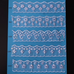 Passamaneria in Organza di Poliestere Bianca 4CM con Motivo a Stella Ricamato e Bordo Smerlato per Cucito, Decorazione Abiti e Fai-da-Te - Product Image 6