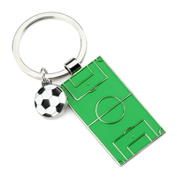 Großhandel Grün Lackierte Schlüsselanhänger Fußballplatz-Design Schlüsselring Individuelles Logo Metall-Schlüsselanhänger mit Anhänger