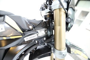 Última Motocicleta Eléctrica Sur Ron Ultra 2026 de 24.5kw 60ah con Cargador Rápido y Control de Wheelie, Surron Ultra Bee de 24.5kw - Product Image 5