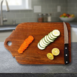 Planche à découper élégante en bois de Sheesham, classique, faite à la main, durable, pour servir le fromage, le pain et autres produits. - Product Image 1
