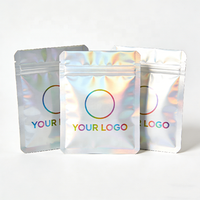 MOQ 200 pièces, nous prenons en charge les conceptions personnalisées de sacs surprises avec de petits thèmes, sac imprimé numérique, sac d'emballage holographique