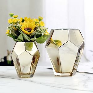 Décoration De Mariage Pièce Maîtresse Galvanisé Géométrique Grand Verre Fleur Vase En Or - Product Image 1
