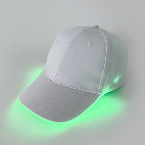 Venta al por mayor de una sola talla de nylon LED luminosa gorra de béisbol de moda deportiva de fibra óptica que brilla en la oscuridad puesta en escena transpirable - Product Image 1