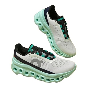 Chaussures de course respirantes de haute qualité, prix de gros, design à lacets, chaussures de sport tendance pour hommes - Product Image 1