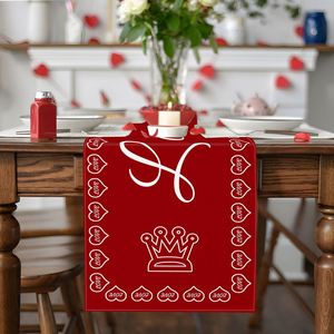 Mantel y Camino de Mesa con Estampado a Cuadros Rojos, Venta al por Mayor para Decoración de San Valentín y Aniversarios - Product Image 4