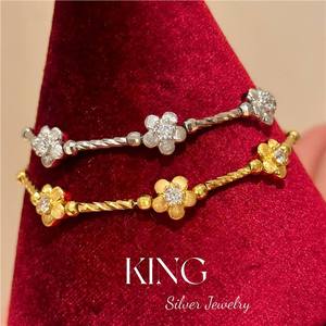 เครื่องประดับคิงซิลเวอร์ S925 สร้อยข้อมือดอกไม้ชุบทองสำหรับผู้หญิงสวมใส่ทุกวัน - Product Image 1