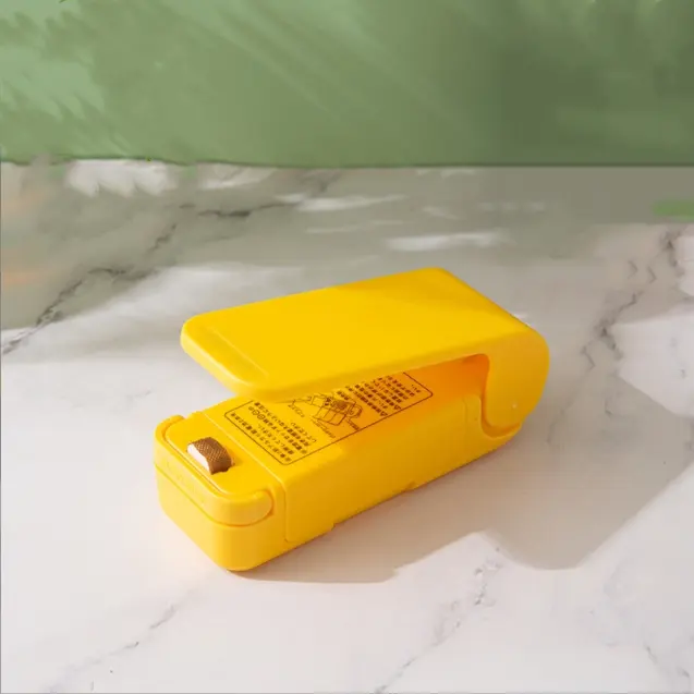Mini Handheld Plastic Bag Vacuum Sealer Packing Machine Promotion Gift Package Sealer