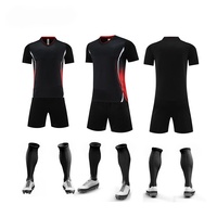 Ensemble de maillots de football personnalisés pour hommes, uniforme d'équipe de football en gros avec shorts pour adultes