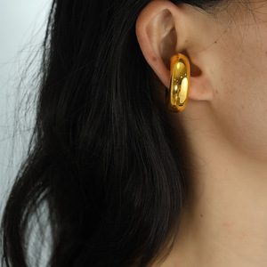 ต่างหูแบบติดหู รูปทรงตัวยู เรขาคณิต กลวง สีทอง สีเงิน เครื่องประดับแฟชั่นสำหรับงานปาร์ตี้ - Product Image 3