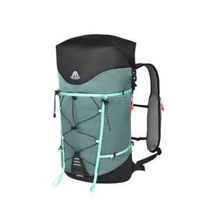 Mochila de Senderismo AIONE de 30L Ultraligera con Cubierta Impermeable para Hombres y Mujeres - Product Image 6