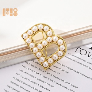 Broches con Letras A/B/C/D/E/F/G/H/I/J/K/L/M/N/O/P/Q/R/S/T/U/V/W/X/Y/Z, Broche Alfabeto - Product Image 4
