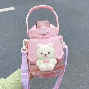 Bottiglia d'Acqua per Bambini con Cannuccia in Plastica a Forma di Orso Kawaii, 1300ml, Grande Formato, Senza BPA, Grado Alimentare, con Corda Motivazionale, Regalo Perfetto per Bambini - Product Image 3