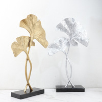 Sculpture géométrique nordique en métal en forme de feuille de Ginkgo, ornement artistique créatif pour salon, entrée, meuble TV, décoration intérieure