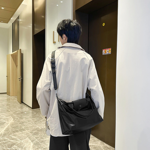 <span class=keywords><strong>Sac</strong></span> à <span class=keywords><strong>dos</strong></span> à bandoulière antivol multifonctionnel à la mode <span class=keywords><strong>Sac</strong></span> à bandoulière portable pour hommes et femmes <span class=keywords><strong>Sac</strong></span> à bandoulière portable - Product Image 3