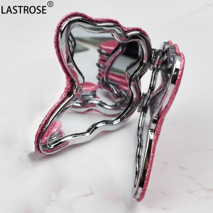 Miroirs en forme de <span class=keywords><strong>papillon</strong></span> Miroir pliant à main Double face Mini miroir de maquillage de poche Cadeau de haute qualité Vente chaude - Product Image 3