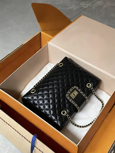 Sacs à bandoulière de luxe en cuir véritable pour femmes, à sangle unique, avec fermeture éclair, élégants, certifiés qualité, tendance, vente en gros - Product Image 1