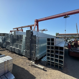 <span class=keywords><strong>Tube</strong></span> <span class=keywords><strong>carré</strong></span> en acier <span class=keywords><strong>galvanisé</strong></span> A36 4 x 4 pouces 32x32 35x35 55x55 <span class=keywords><strong>80x80</strong></span> 150 mm 50x50x3 mm 40x40x3 mm - Product Image 4