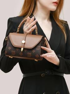 Borsa a Tracolla Retrò Europea e Americana 2024, Nuova Borsa Trendy di Alta Gamma per <span class=keywords><strong>Donna</strong></span>, Autunno Inverno, Stampa PU, Capacità 1-1.9L, Chiusura Magnetica - Product Image 4