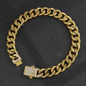 Pulsera de eslabones cubanos para hombre, cadenas de acero inoxidable, joyería de Miami, chapado al vacío en oro de 18K PVD, botón de diamantes de circonita. - Product Image 4