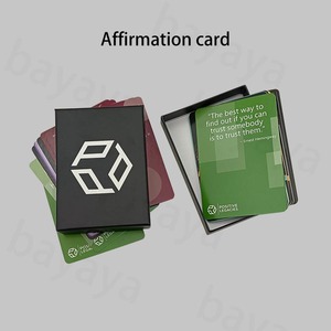 Supporto di supporto per carte da gioco per affermazione di auto-cura ispiratrice con stampa personalizzata per messa a fuoco di salute mentale positiva per carte da gioco - Product Image 2