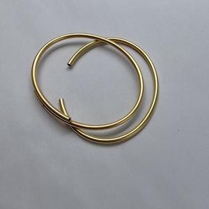 Brazalete de uñas abierto de temperamento clásico 750 de oro de 18 quilates de alta calidad para pulsera tornillo de moda <span class=keywords><strong>Simple</strong></span> para pulsera para mujer - Product Image 1