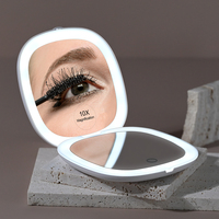 Miroir de maquillage portable pliable personnalisé avec éclairage LED, logo personnalisé, miroir compact avec lumière