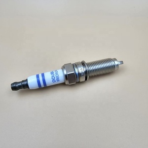 Bougie d'allumage double iridium de qualité supérieure YR6SII3320 0242140552-KUL 0242140552 Bougie d'allumage automobile pour voitures - Product Image 1